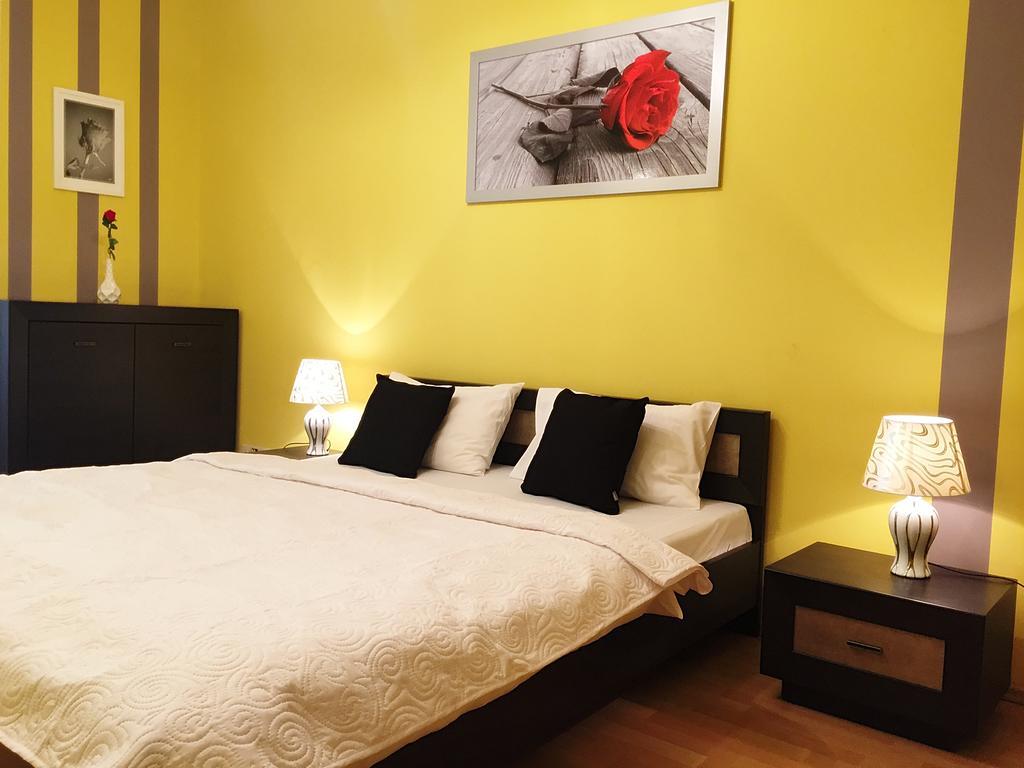Old Town Apartments Краков Экстерьер фото