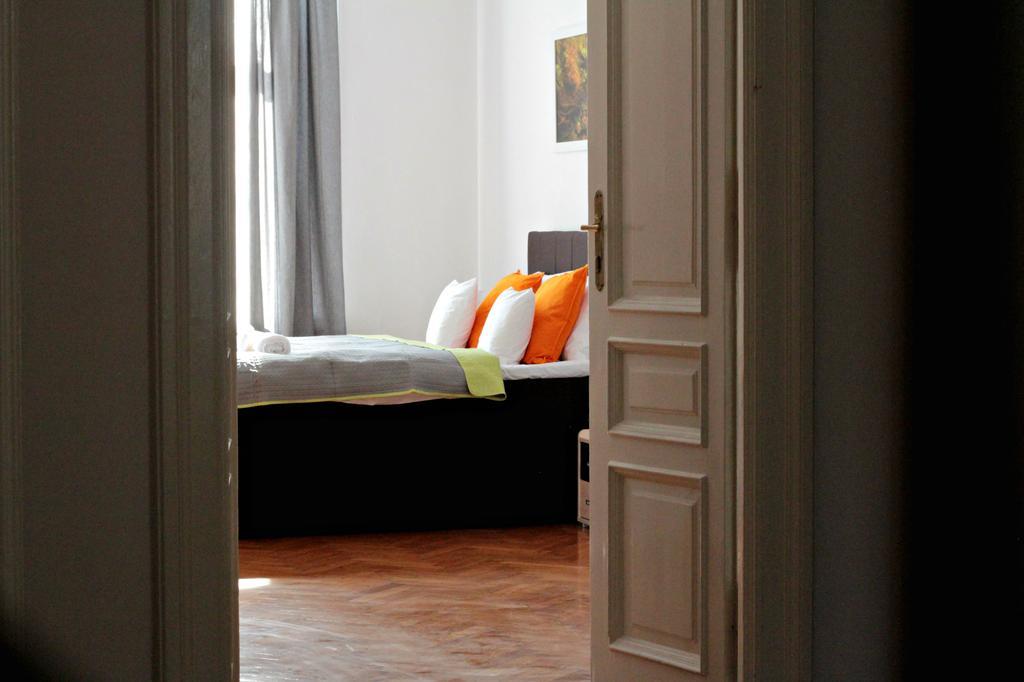 Old Town Apartments Краков Экстерьер фото