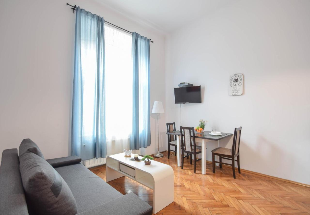 Old Town Apartments Краков Экстерьер фото