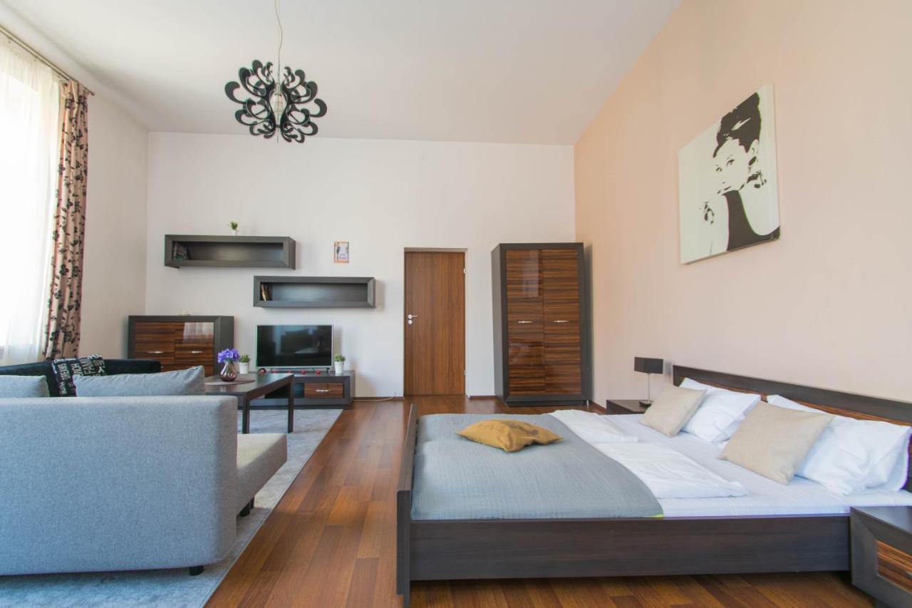 Old Town Apartments Краков Экстерьер фото
